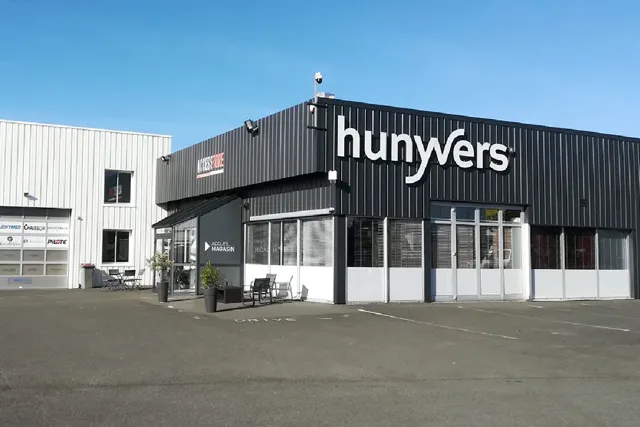 Hunyvers Niort Mendès