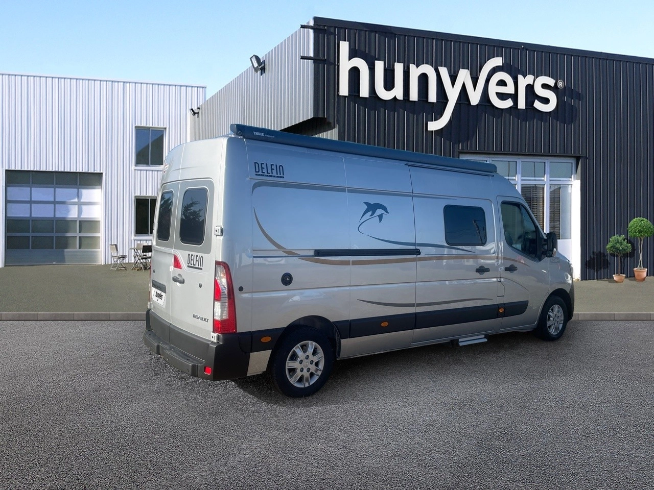 camping-car-burstner-delfin-c621-limited-location-hunyvers-2023-22818