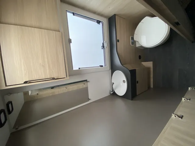 -5
