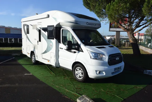 camping-car-chausson-610-korus-2017-30590