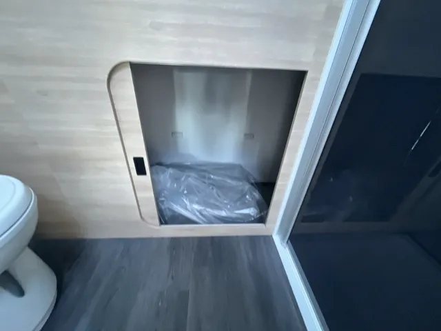 -4