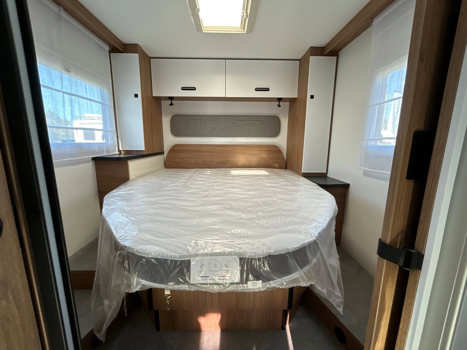 -4