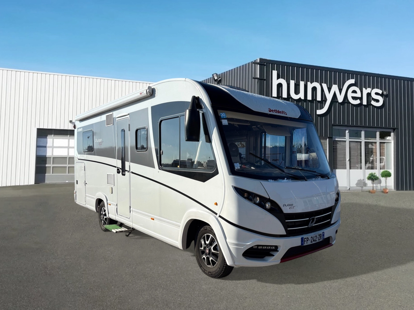 camping-car-dethleffs-i-7051-dbl-pulse-gt-white-2020-32763