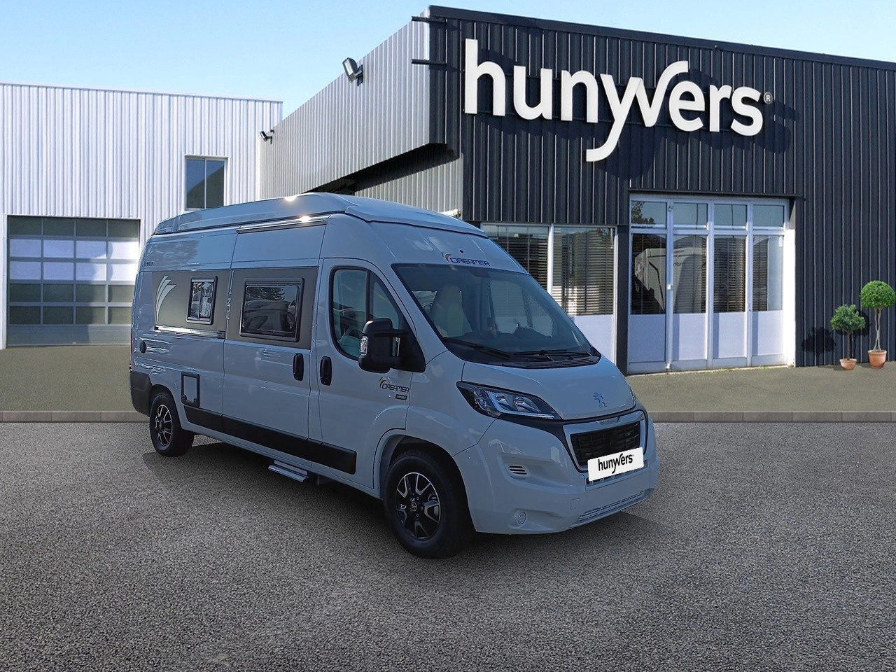 camping-car-dreamer-d55-up-fun-2024-27060