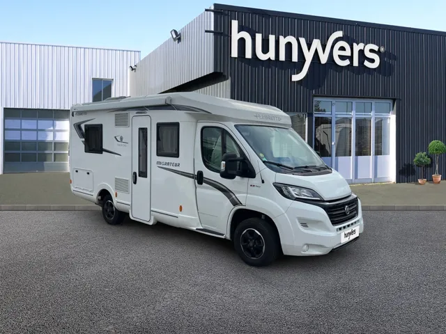 camping-car-fleurette-64-ldf-crystal-2021-28993
