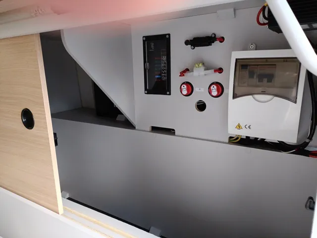 -4