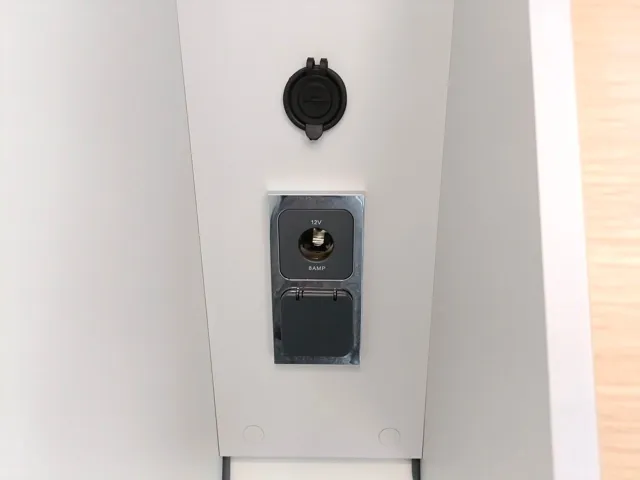 -4