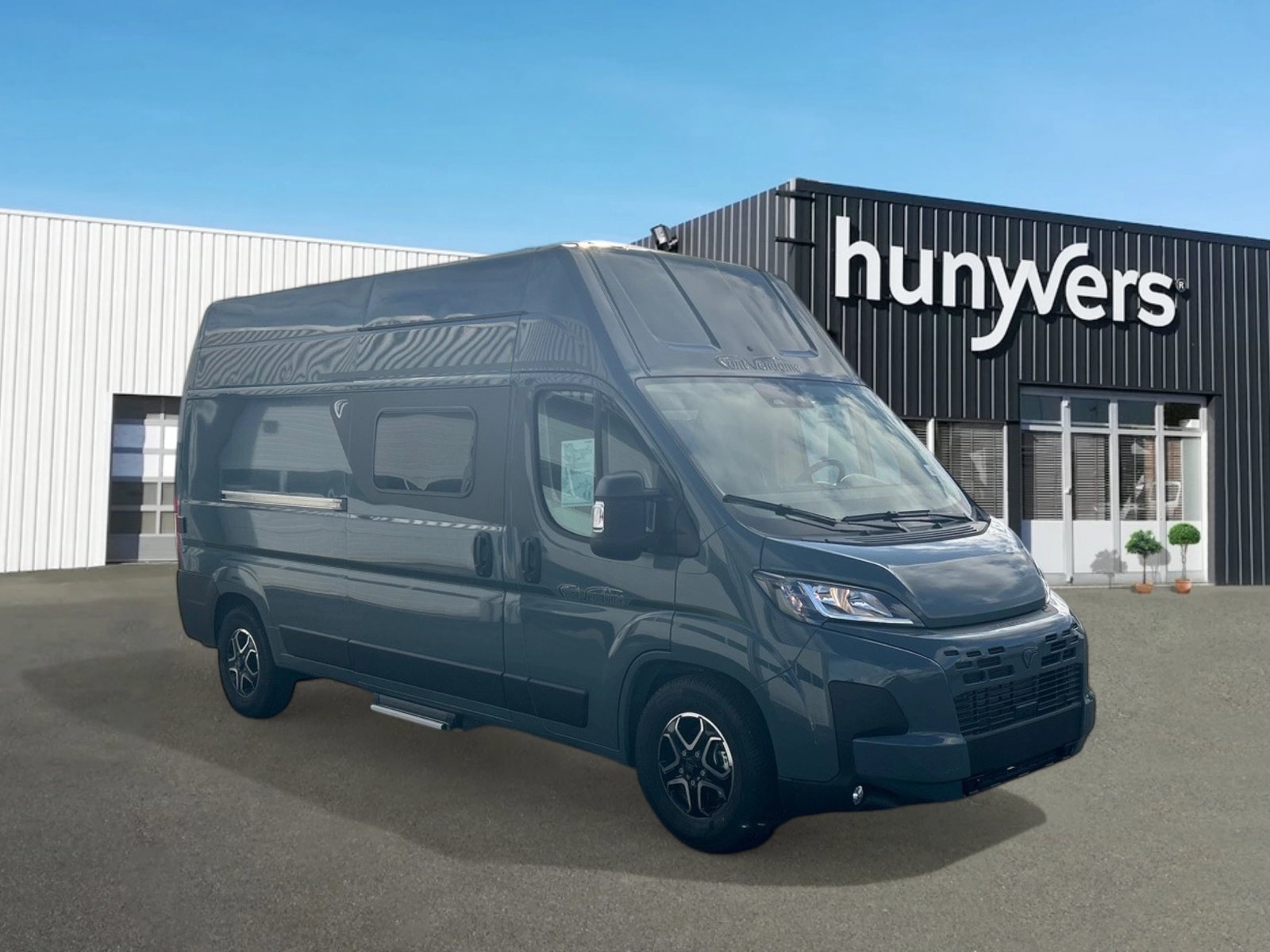 camping-car-font-vendome-terravan-confort-2025-31110