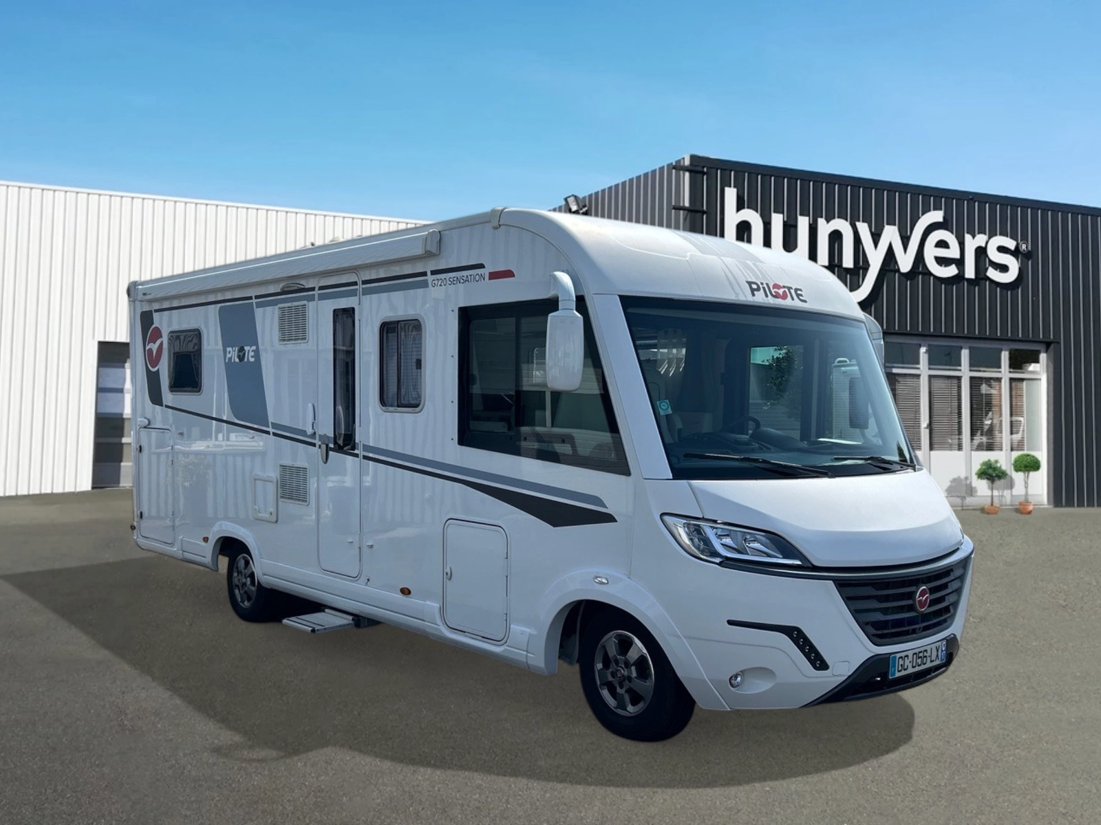 camping-car-pilote-g-720-fc-sensation-2021-31146