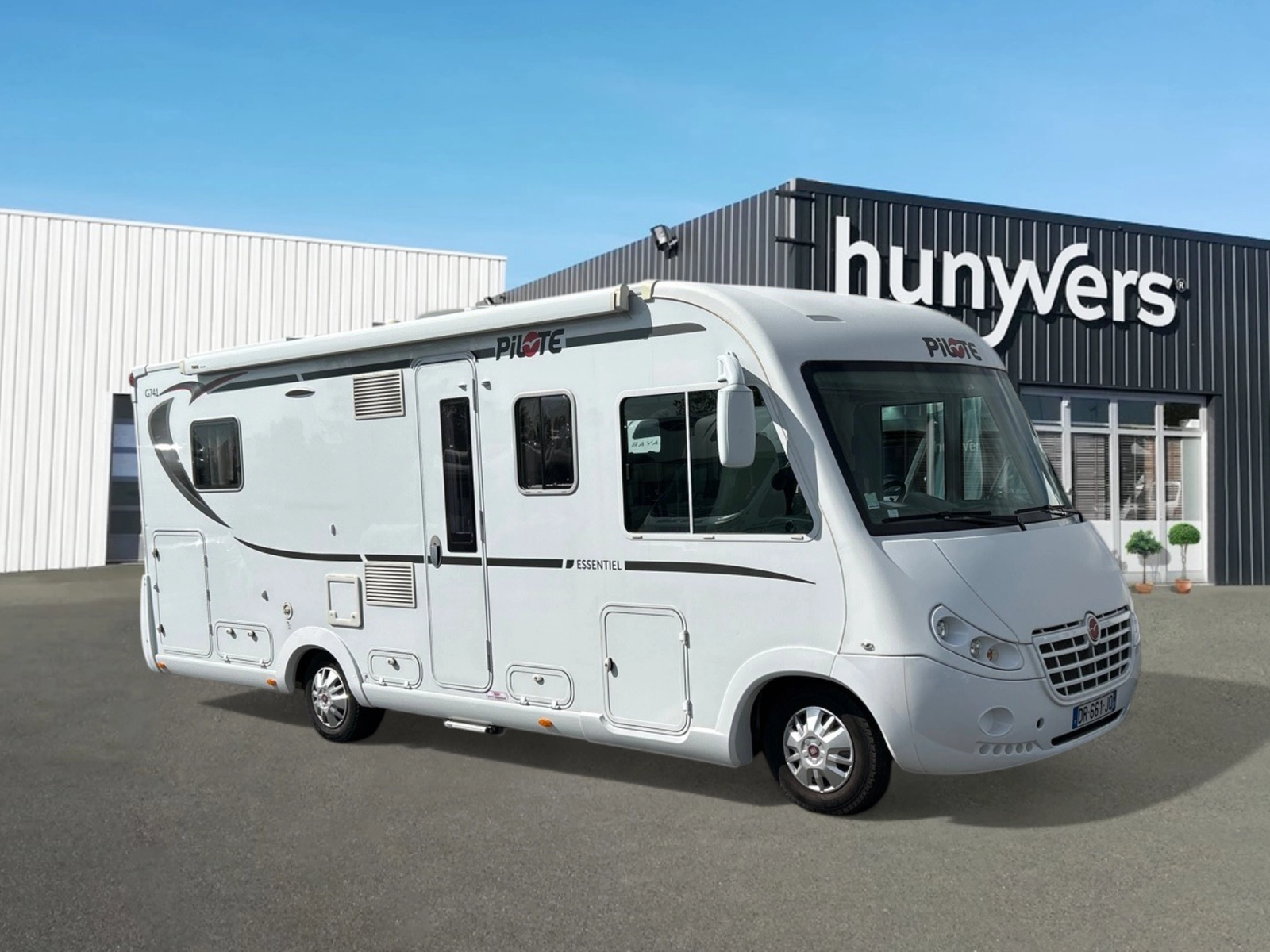 camping-car-pilote-g741-150-cv-2015-31711