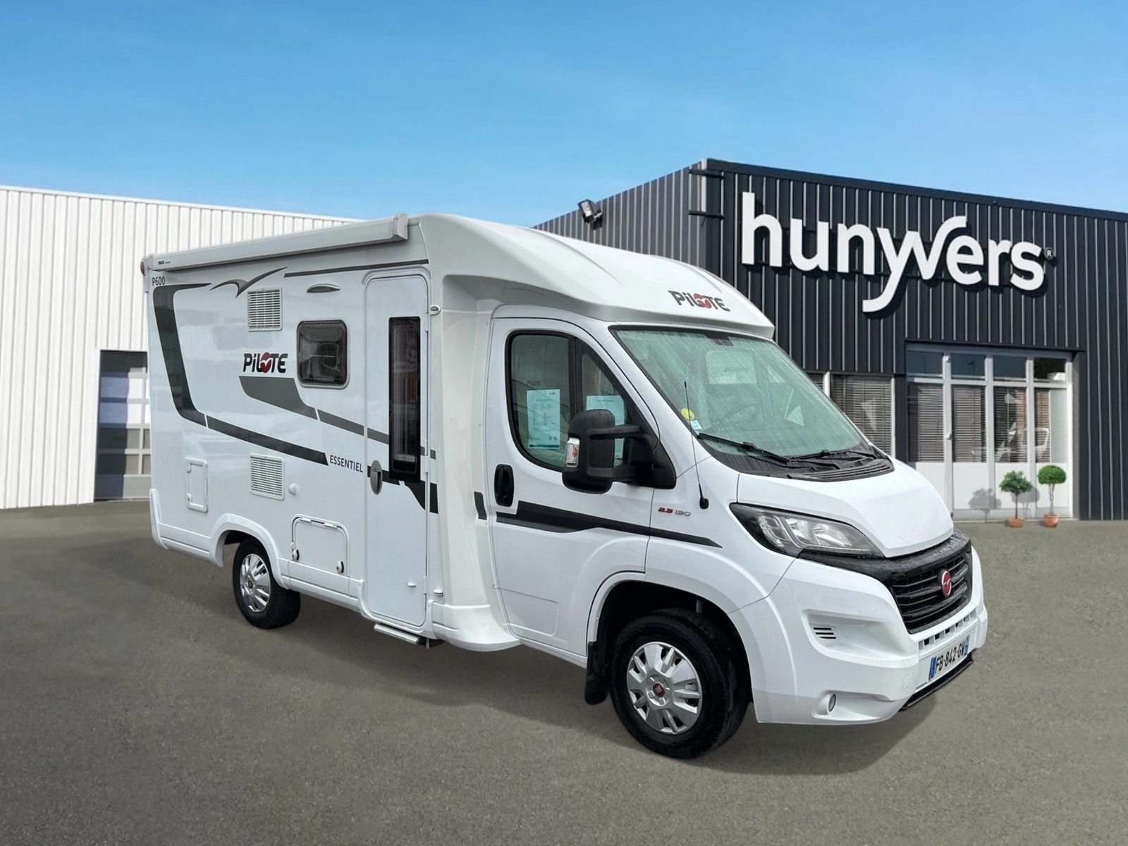 camping-car-pilote-p-600-essentiel-2018-32056