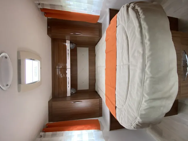 -4