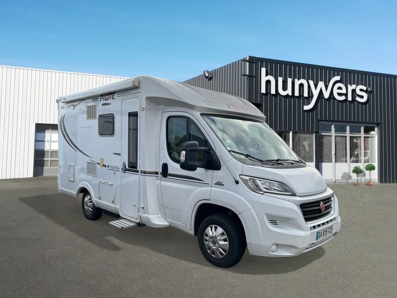 camping-car-pilote-p600-essentiel-2016-32257