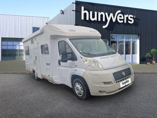 camping-car-pilote-p716-aventura-2010-27847