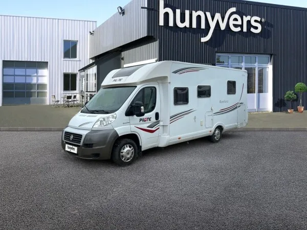 camping-car-pilote-p736-aventura-2011-30557