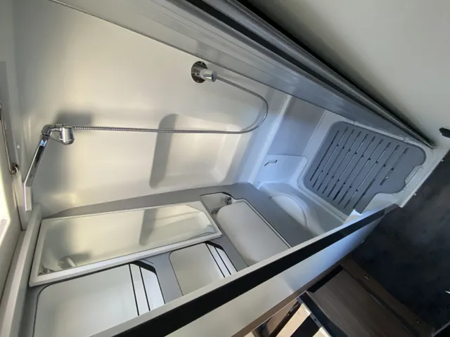 -4