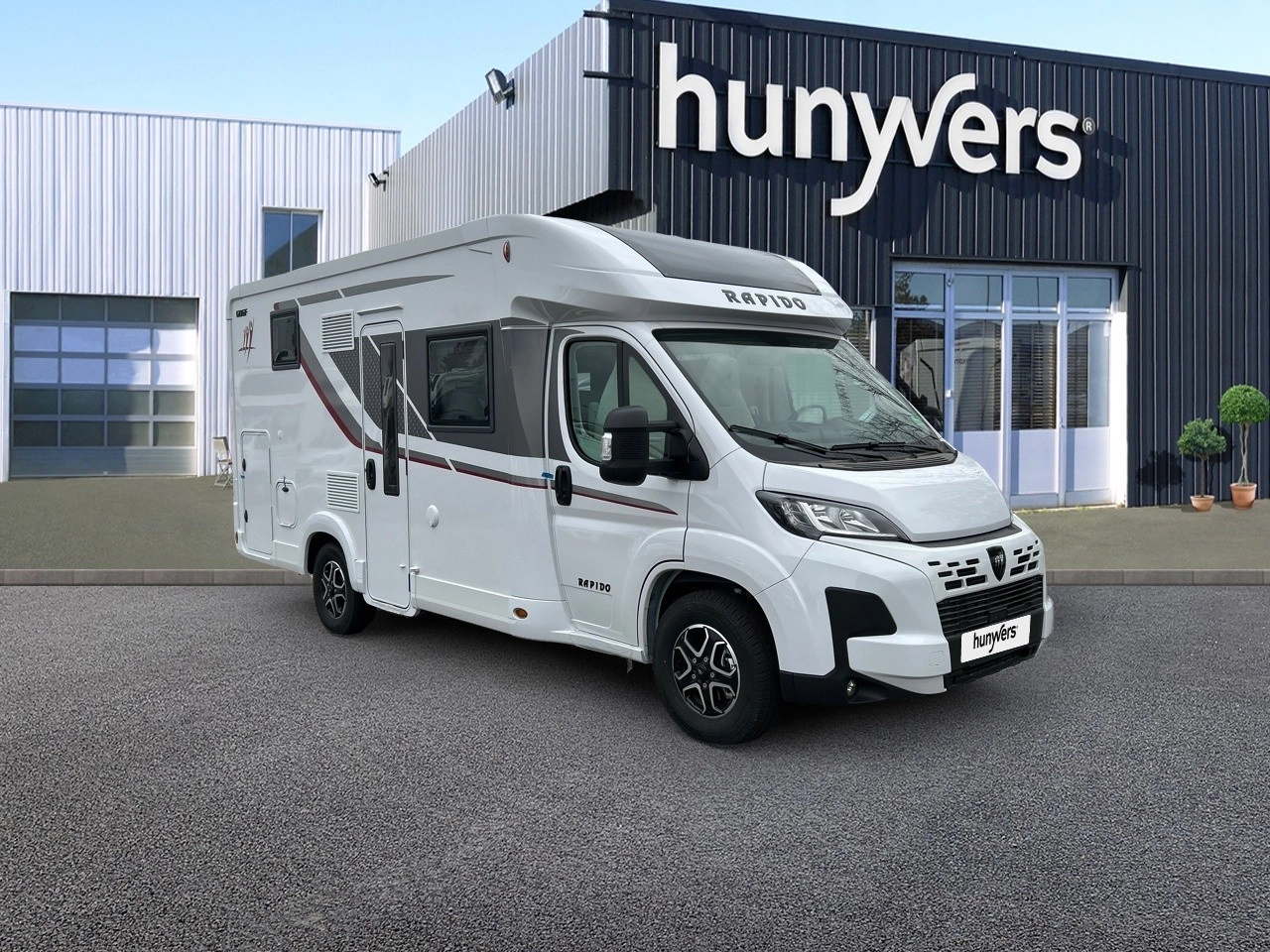 camping-car-rapido-606f-2025-29539