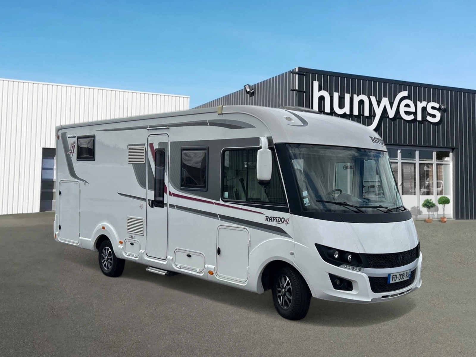 camping-car-rapido-8096-df-premium-2019-31257