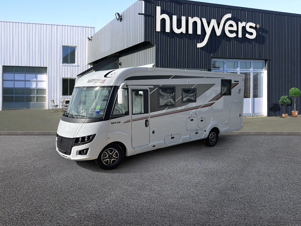 camping-car-rapido-8096df-ultimate-line-2025-28984