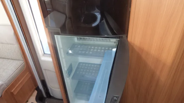 -4