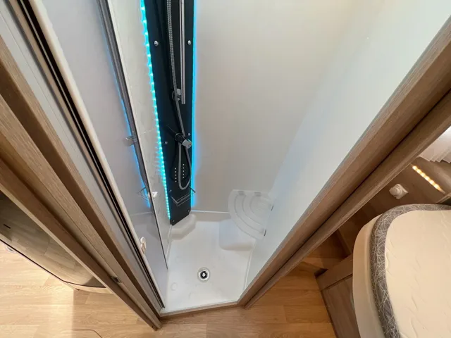 -4
