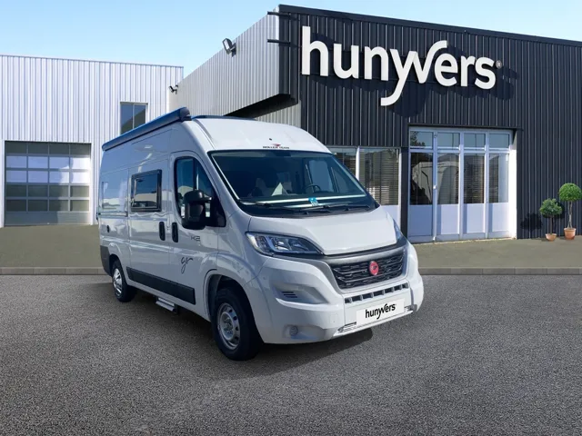 camping-car-roller-team-livingstone-k2-go-location-hunyvers-2024-27267