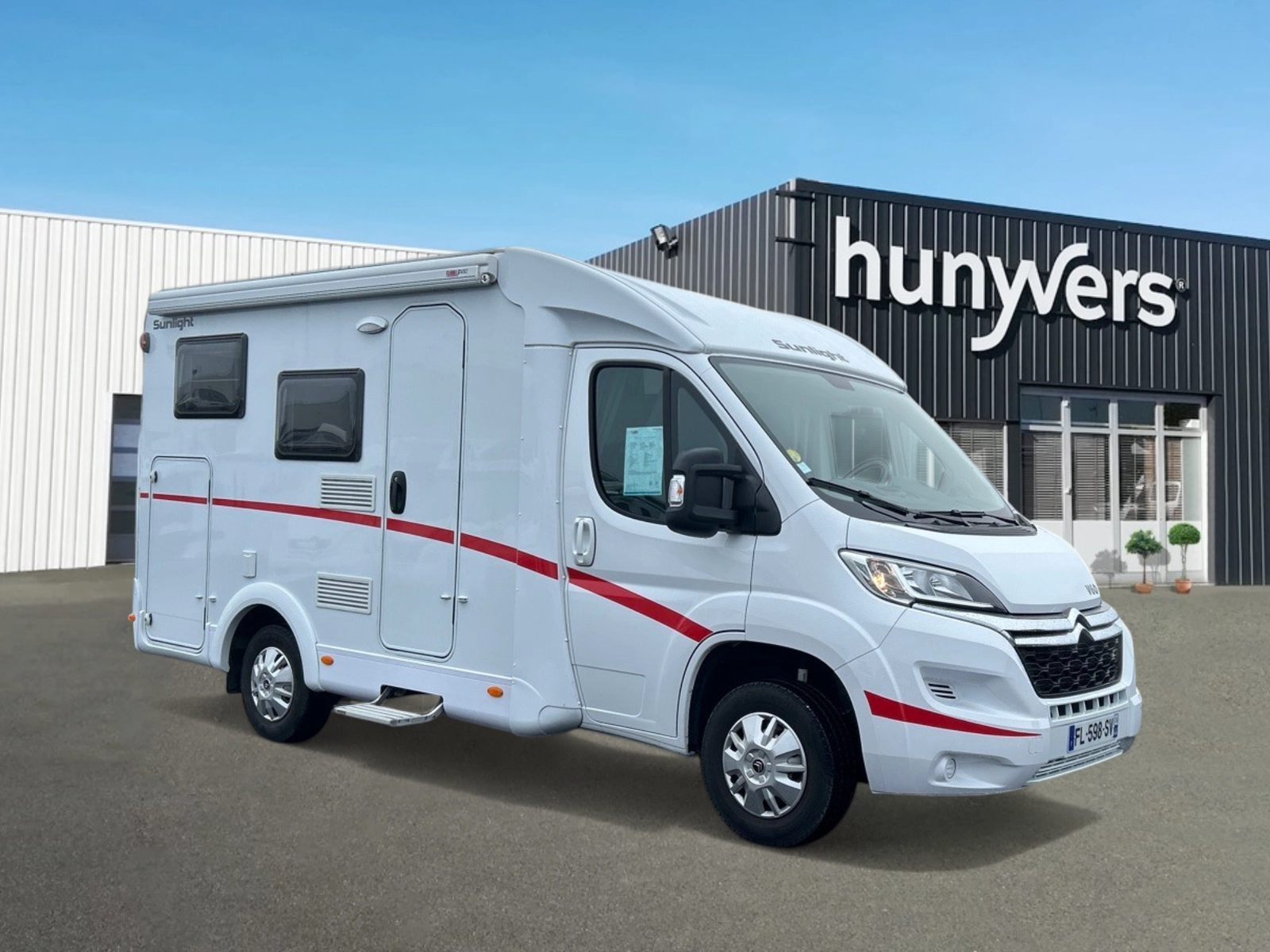 camping-car-sunlight-v60-compact-2019-32625