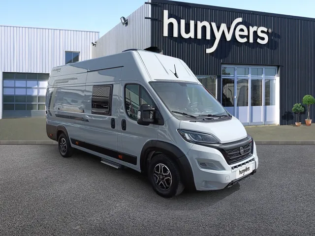 camping-car-weinsberg-630-meg-630-meg-outlaw-2022-30651
