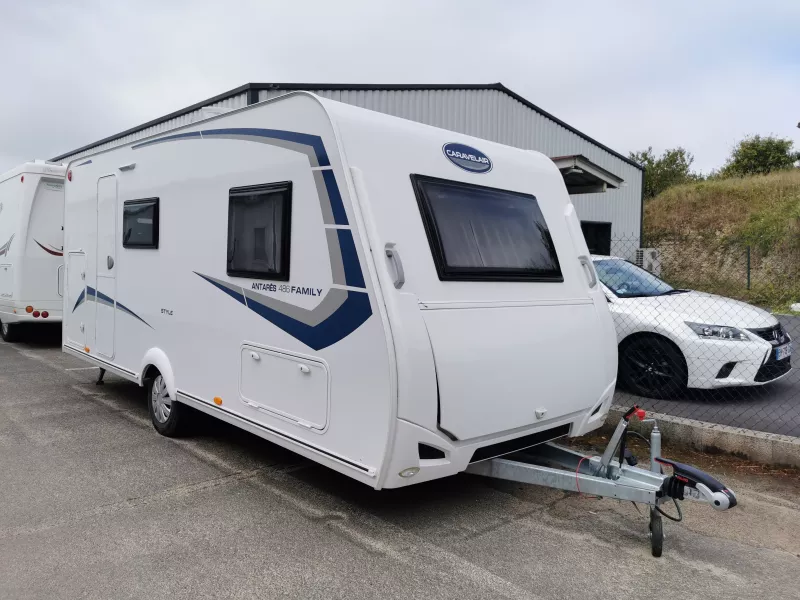 CARAVELAIR 486 FAMILY ANTARES STYLE